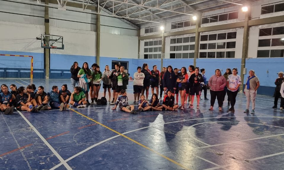 Se realizó la segunda edición del Torneo Interligas de Fútbol Femenino en Villa La Angostura