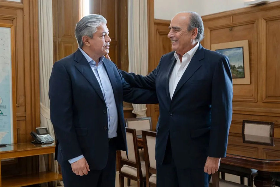 Figueroa busca que Nación compense con bienes la deuda que tiene con Neuquén