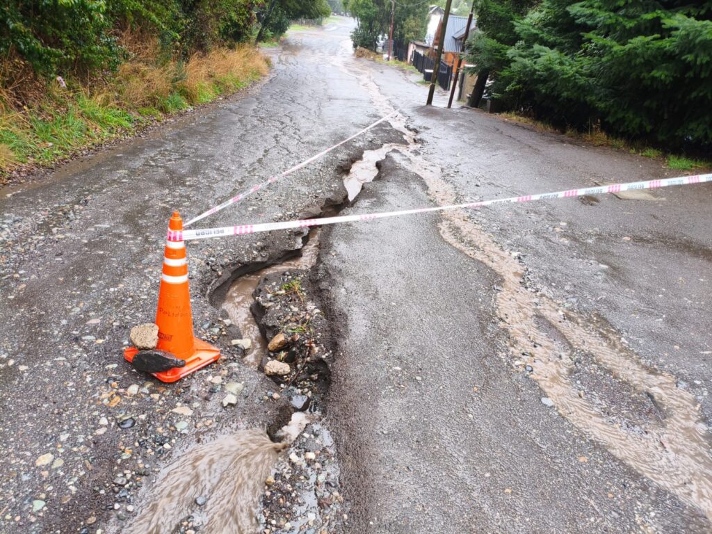 Piden circular con extrema precaución por calles afectadas por las ...
